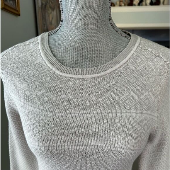 Gap Wool Blend White and Grey Knitted Sweater Knit Top size XS - Picture 4 of 6